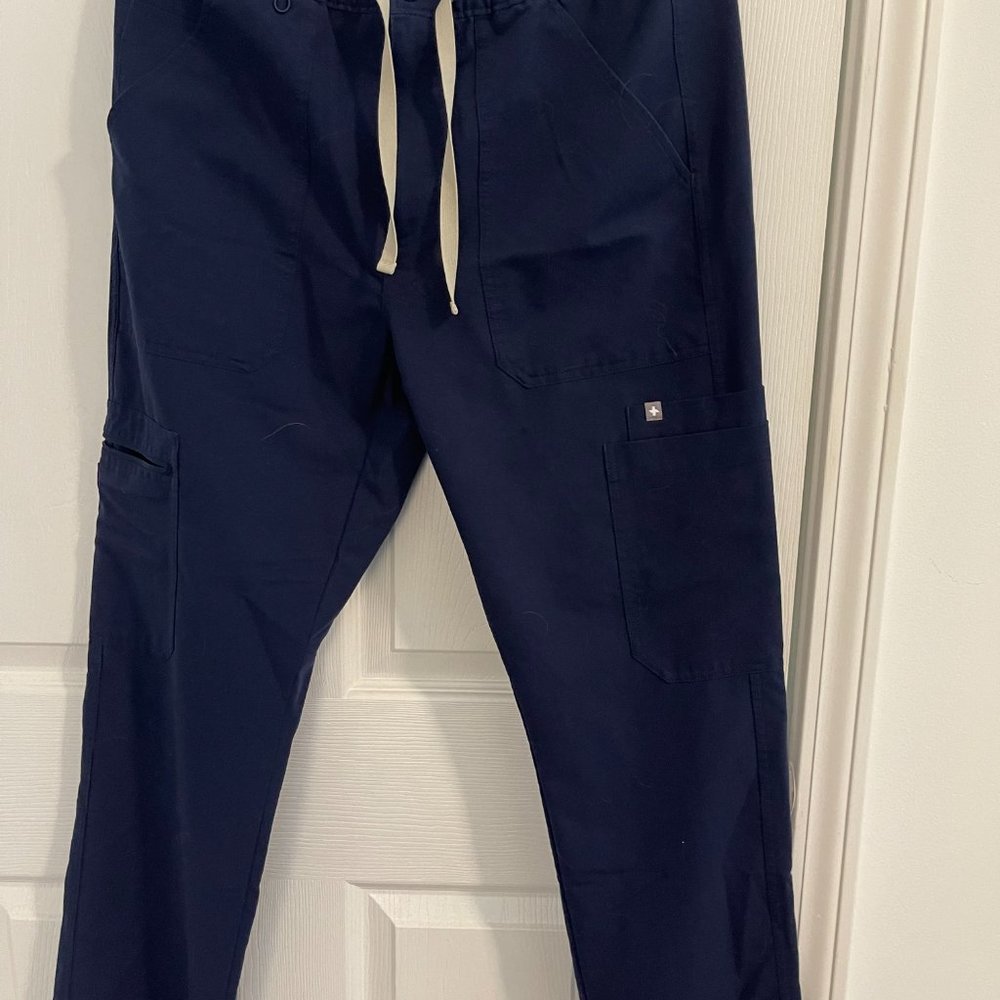 Figs Scrubs - Men's Navy Cairo Cargo Scrub Pants (M)